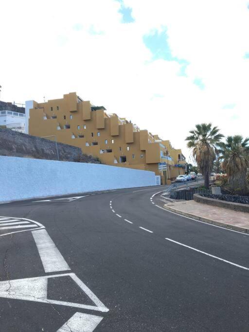 2 Bd Apartment With Stunning View Puerto de Santiago  Bagian luar foto