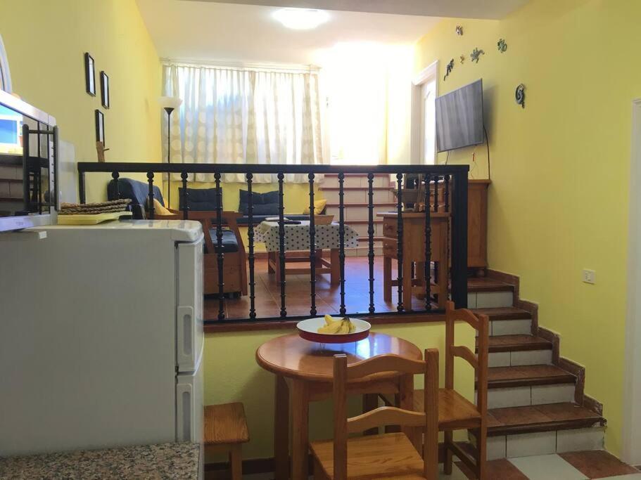 2 Bd Apartment With Stunning View Puerto de Santiago  Bagian luar foto